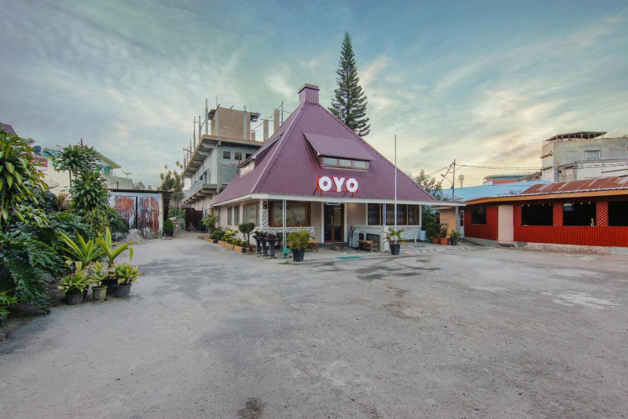Oyo 799 Hotel Dieng Berastagi Exterior photo